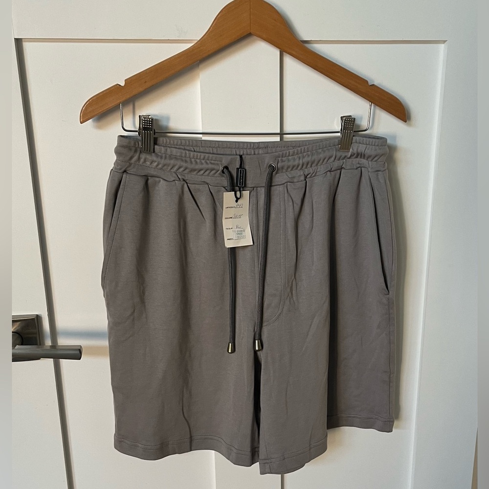 NWT Oggi Men’s shorts. Size XL